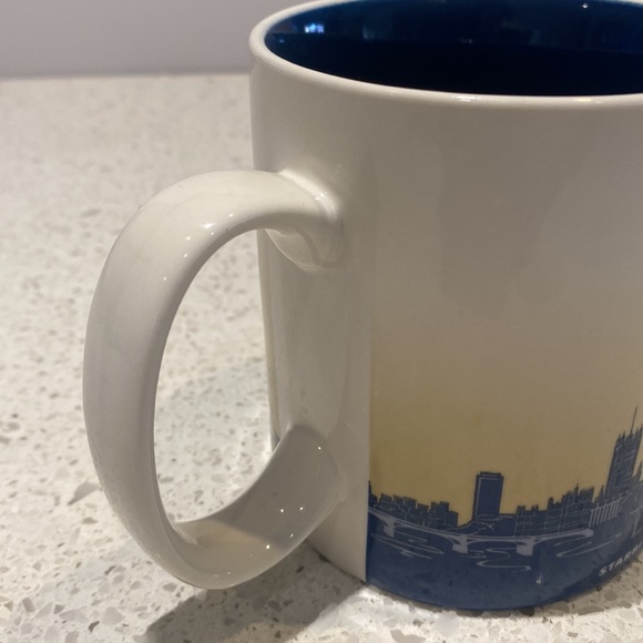 Starbucks London Global Icon City Collector Series Mug, 2009 - Picture 4 of 9